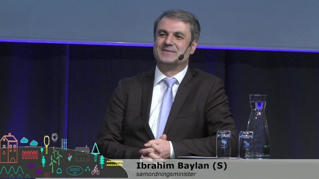 Ibrahim Baylan (S), samordningsminister + panel