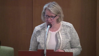 Besvarande av motion ... feministiskt självförsvar