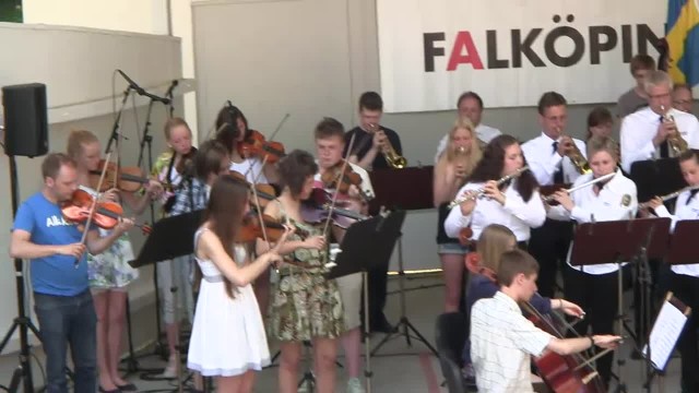 Profilorkestern o Mössebergs musikkår