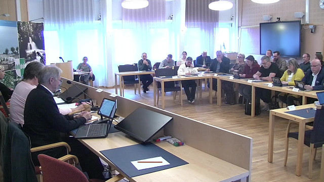 9-12. Redovisningar och avsägelser