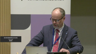 16. Motion: Utred persontrafik på DVVJ