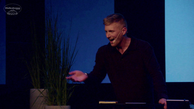 Vi tror på en Gud som vill ha relation med oss - Gustav Marklund