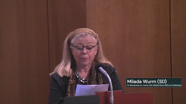 15. Besvarande av motion om klädpolicy för kommunanställda